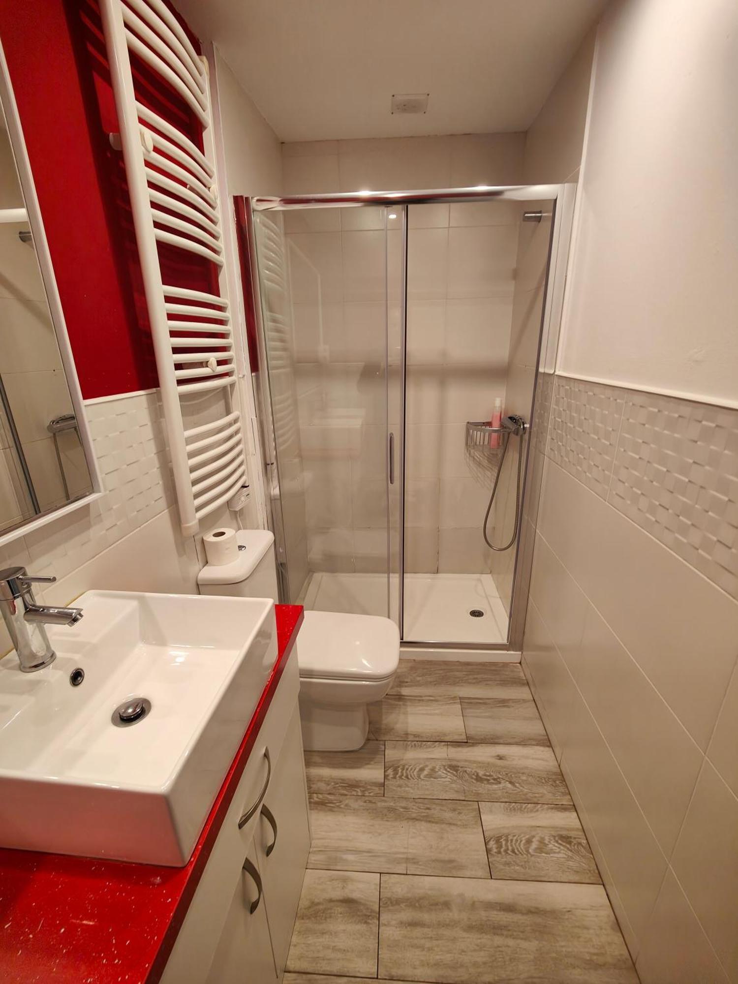 Rua Nova Apartment 28, 3 Dormitorios, Wifi, Ps4 Y Netflix, A 200M Catedral Santiago de Compostela Luaran gambar
