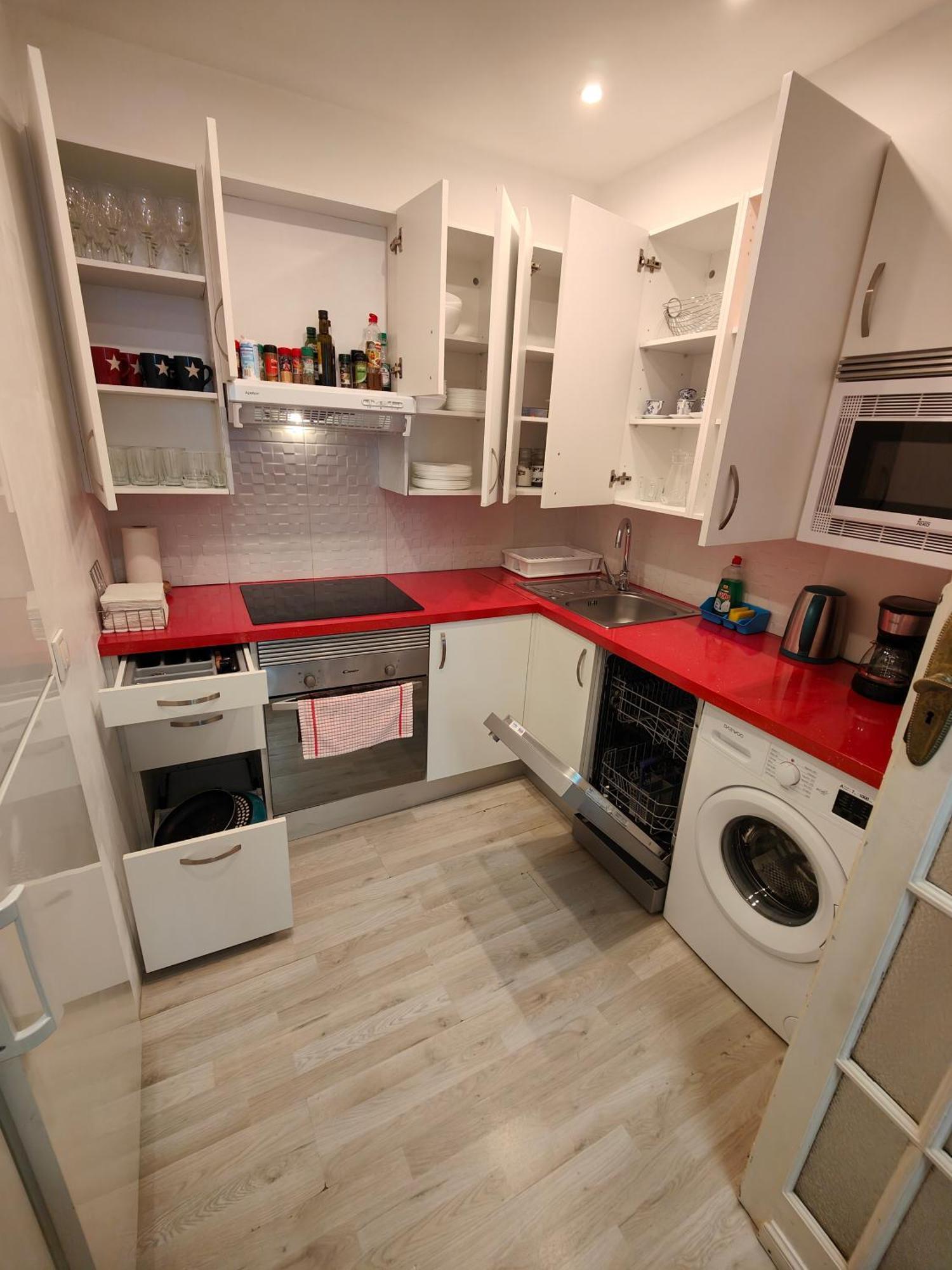 Rua Nova Apartment 28, 3 Dormitorios, Wifi, Ps4 Y Netflix, A 200M Catedral Santiago de Compostela Luaran gambar