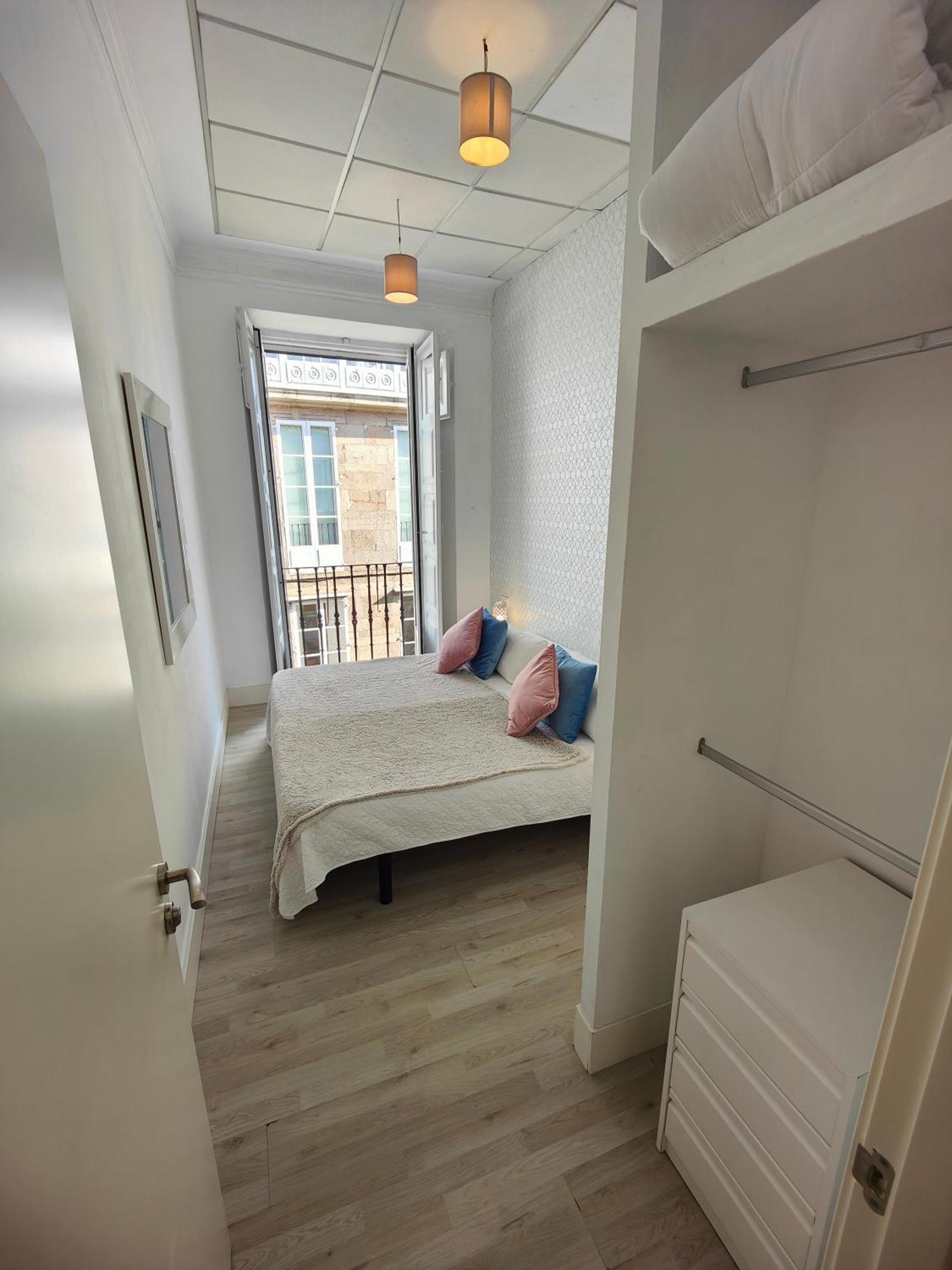 Rua Nova Apartment 28, 3 Dormitorios, Wifi, Ps4 Y Netflix, A 200M Catedral Santiago de Compostela Luaran gambar