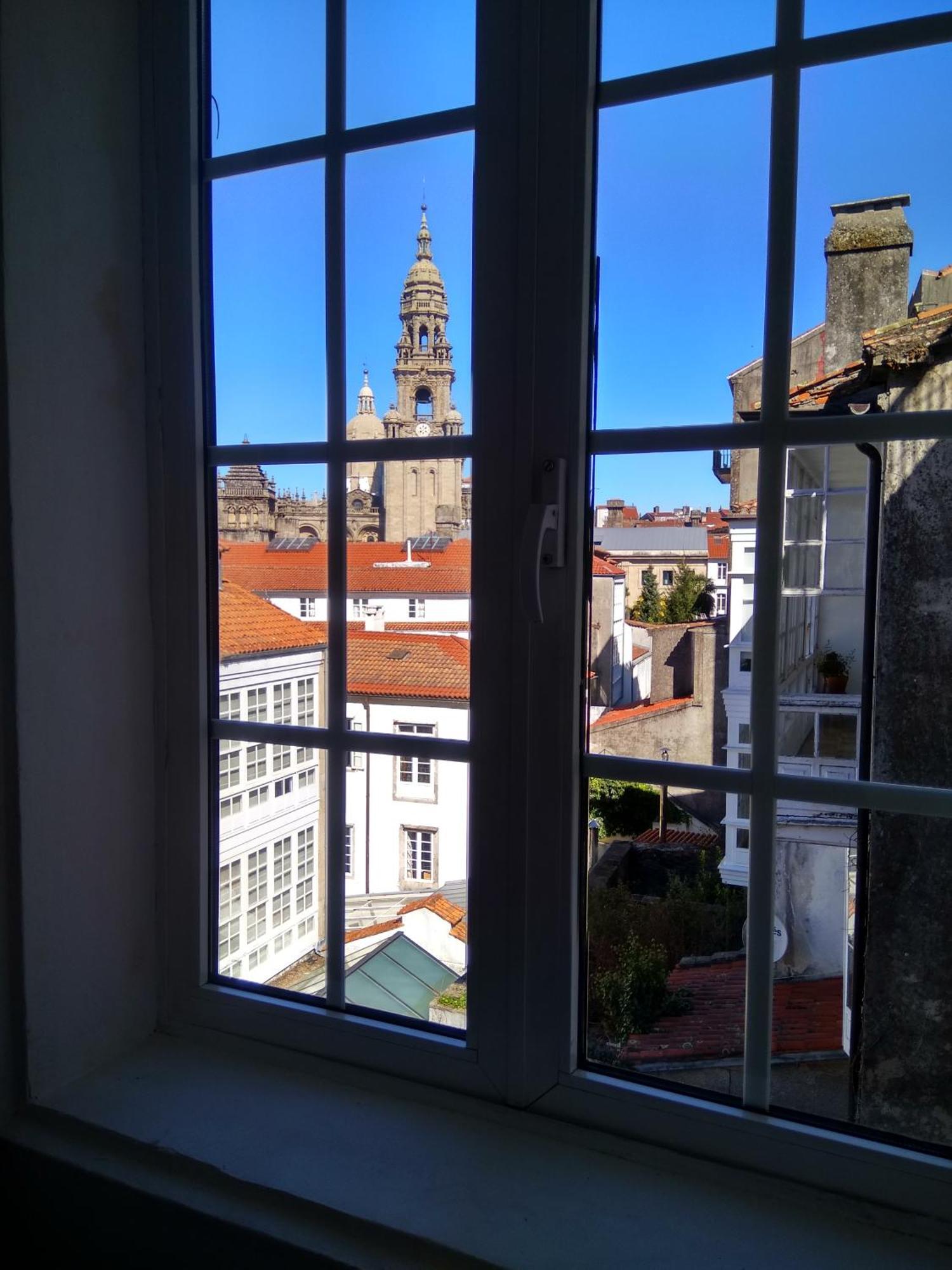 Rua Nova Apartment 28, 3 Dormitorios, Wifi, Ps4 Y Netflix, A 200M Catedral Santiago de Compostela Luaran gambar