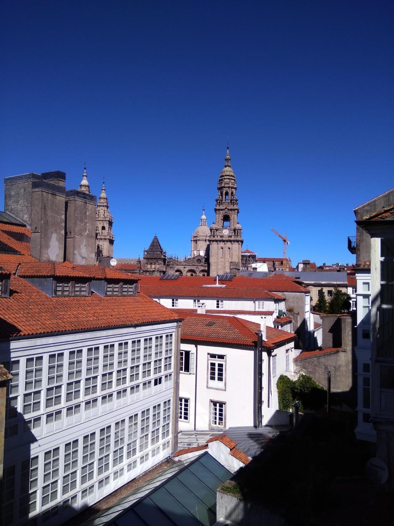 Rua Nova Apartment 28, 3 Dormitorios, Wifi, Ps4 Y Netflix, A 200M Catedral Santiago de Compostela Luaran gambar