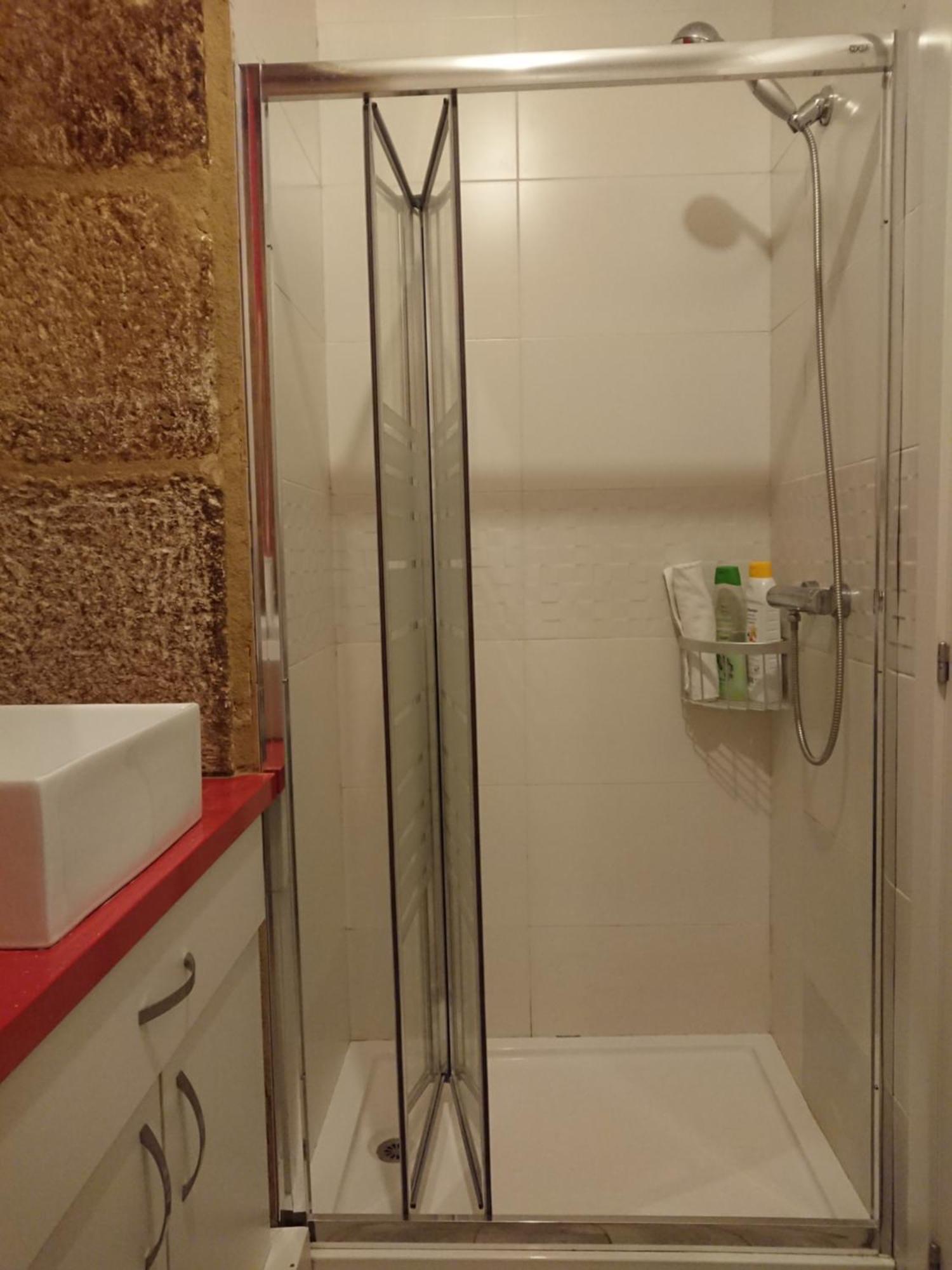 Rua Nova Apartment 28, 3 Dormitorios, Wifi, Ps4 Y Netflix, A 200M Catedral Santiago de Compostela Luaran gambar