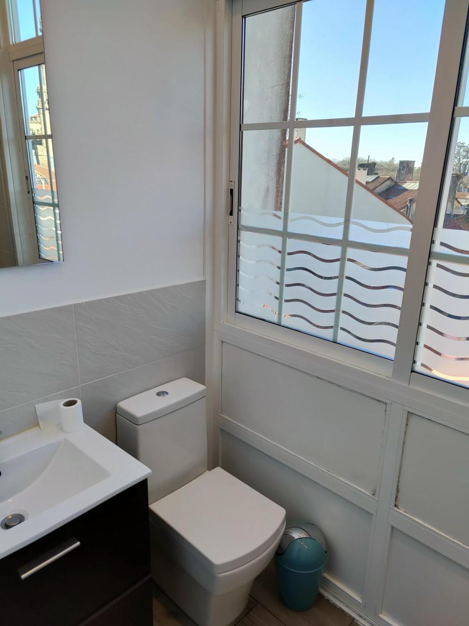 Rua Nova Apartment 28, 3 Dormitorios, Wifi, Ps4 Y Netflix, A 200M Catedral Santiago de Compostela Luaran gambar