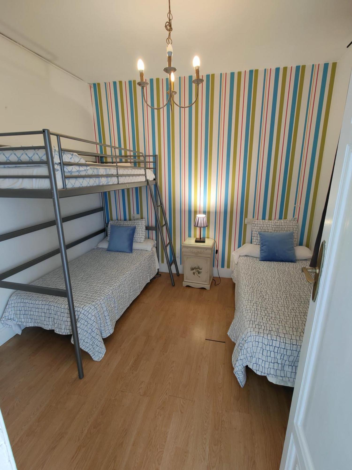 Rua Nova Apartment 28, 3 Dormitorios, Wifi, Ps4 Y Netflix, A 200M Catedral Santiago de Compostela Luaran gambar